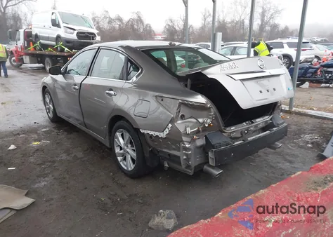 2013 Nissan Altima 2.5 Sv z USA, uszkodzony, nr VIN 1N4AL3AP3DC196390